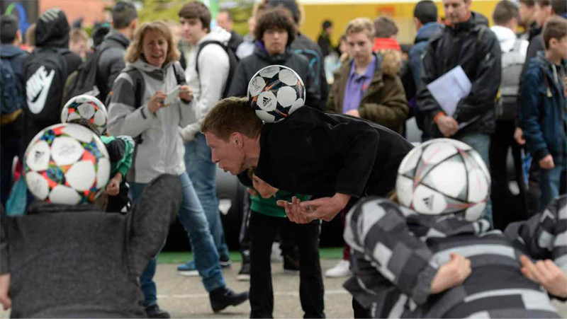 Freestyle Football Activity