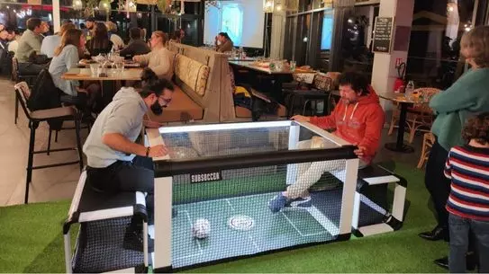 Animation Football dans Restaurant